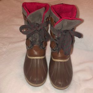 Ladies snow/rain boots